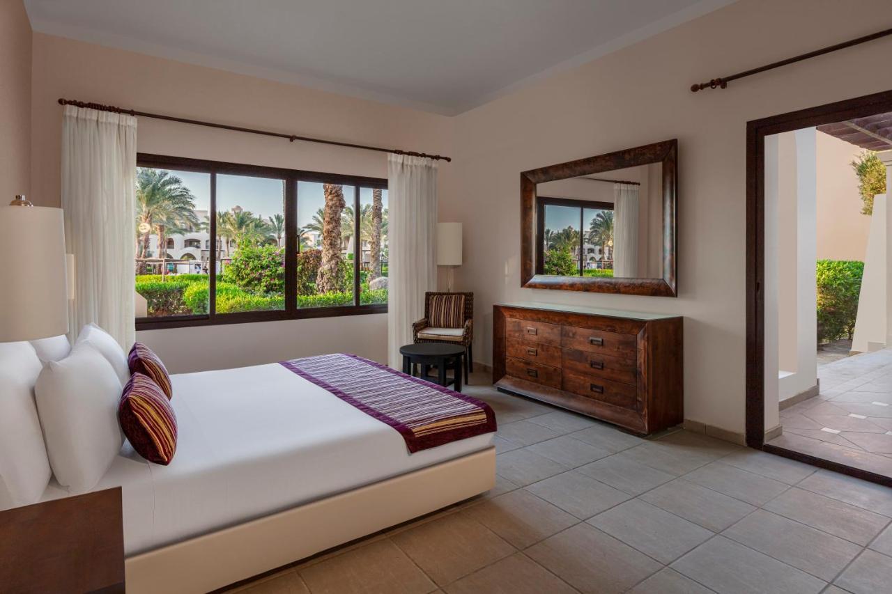 Three-Bedroom Suite Queen Twin Bed– Garden view,1403443190:JPEG