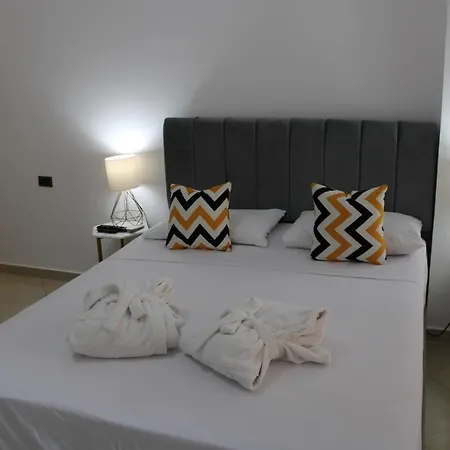 Apartment Inside 5* Star Hotel Private Beach With Reef-2