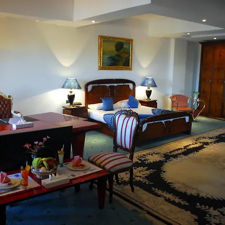 Emerald Hotel Golden Five-3